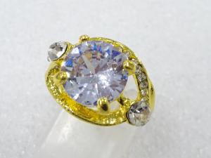 クリスタル　指輪(12号)